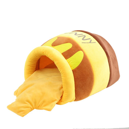 Cozy Coral Fleece Pet Bed "Honey"